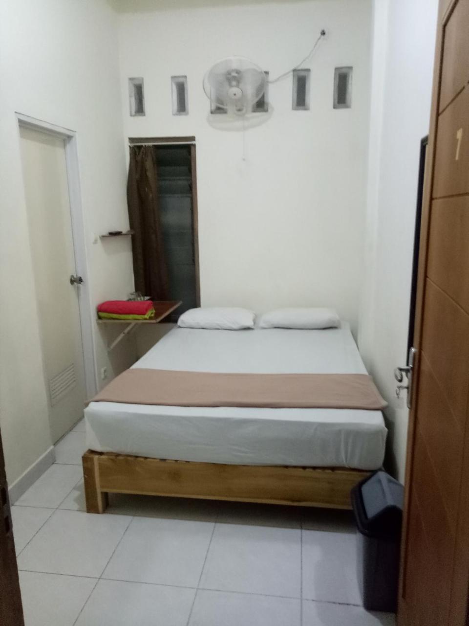 Losmen Fadel Malioboro Jogja Джокьякарта Экстерьер фото